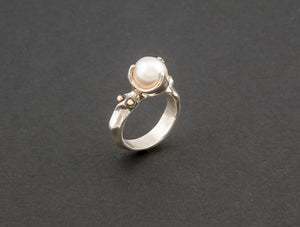 Australian South Sea Pearl ring