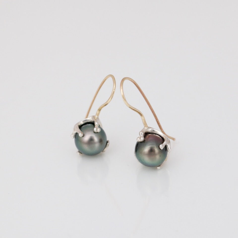Tahitian Black Pearl earrings