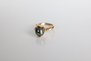 Tahitian Black Pearl ring